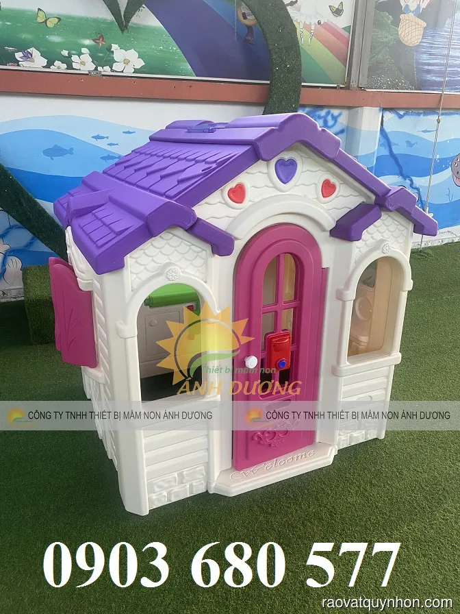 Nhà chơi cổ tích bằng nhựa cho trẻ em mầm non