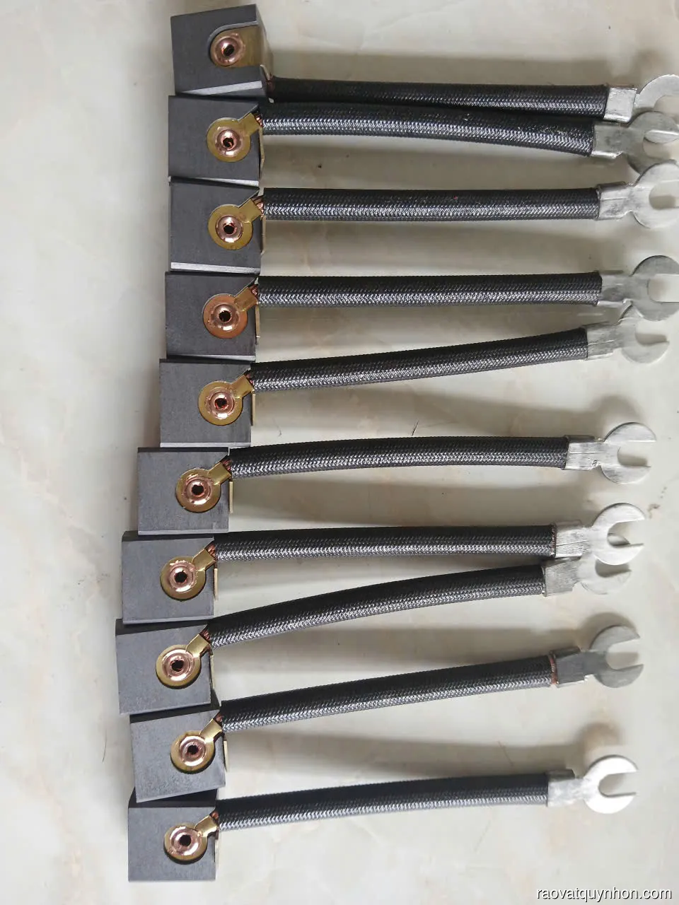 CHỔI THAN CÔNG NGHIỆP CHẤT LƯỢNG CAO - GIẢI PHÁP TỐI ƯU CHO ĐỘNG CƠ ĐIỆN